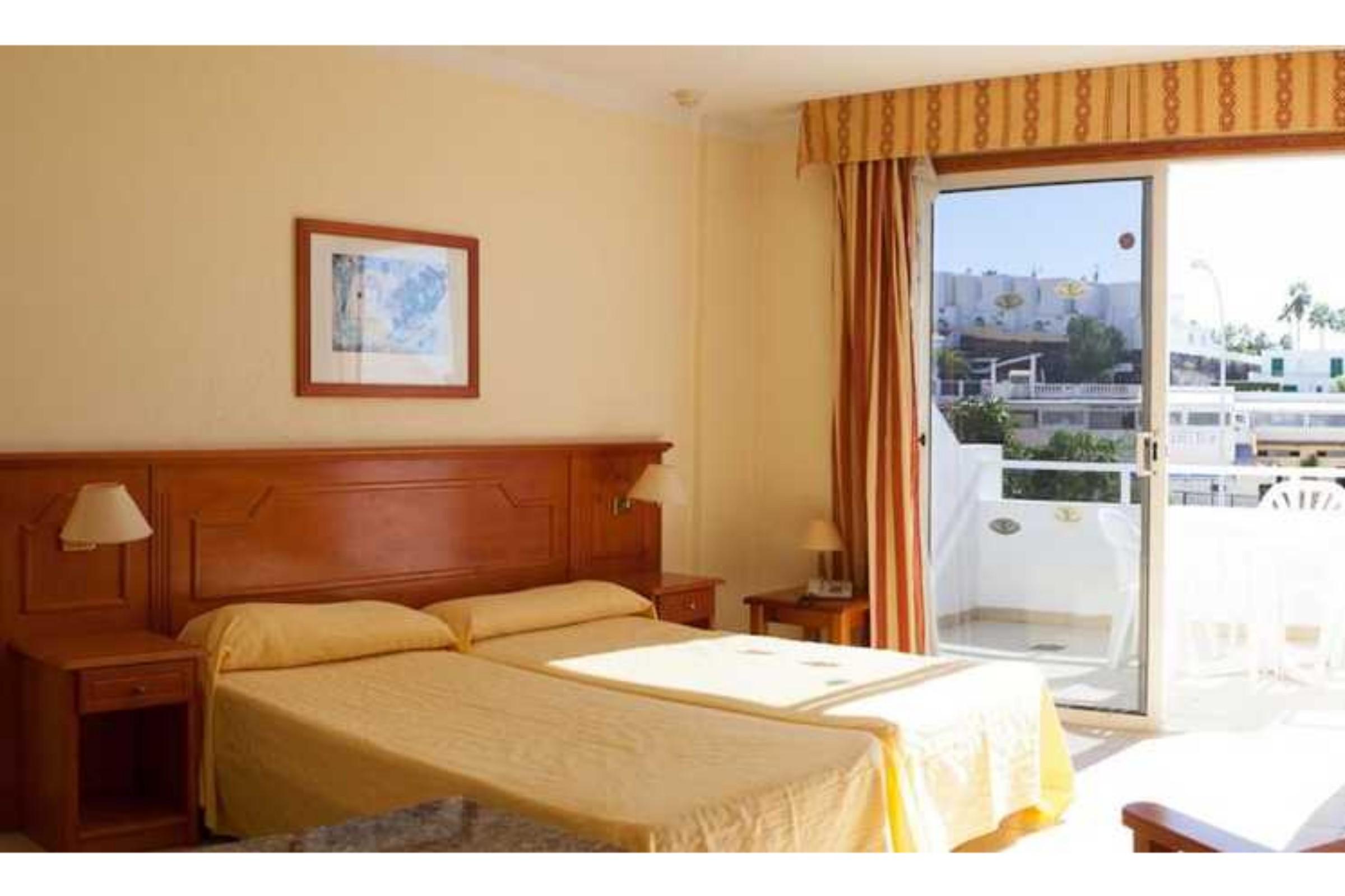 Hotel Malibu Park Costa Adeje  Bagian luar foto
